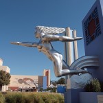 Installation of replica statue,"Contralto" at Fair Park, Dallas,