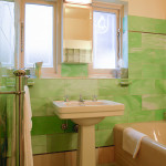 Bathroom with Green Agate Vitrolite - Melbourne, Australia